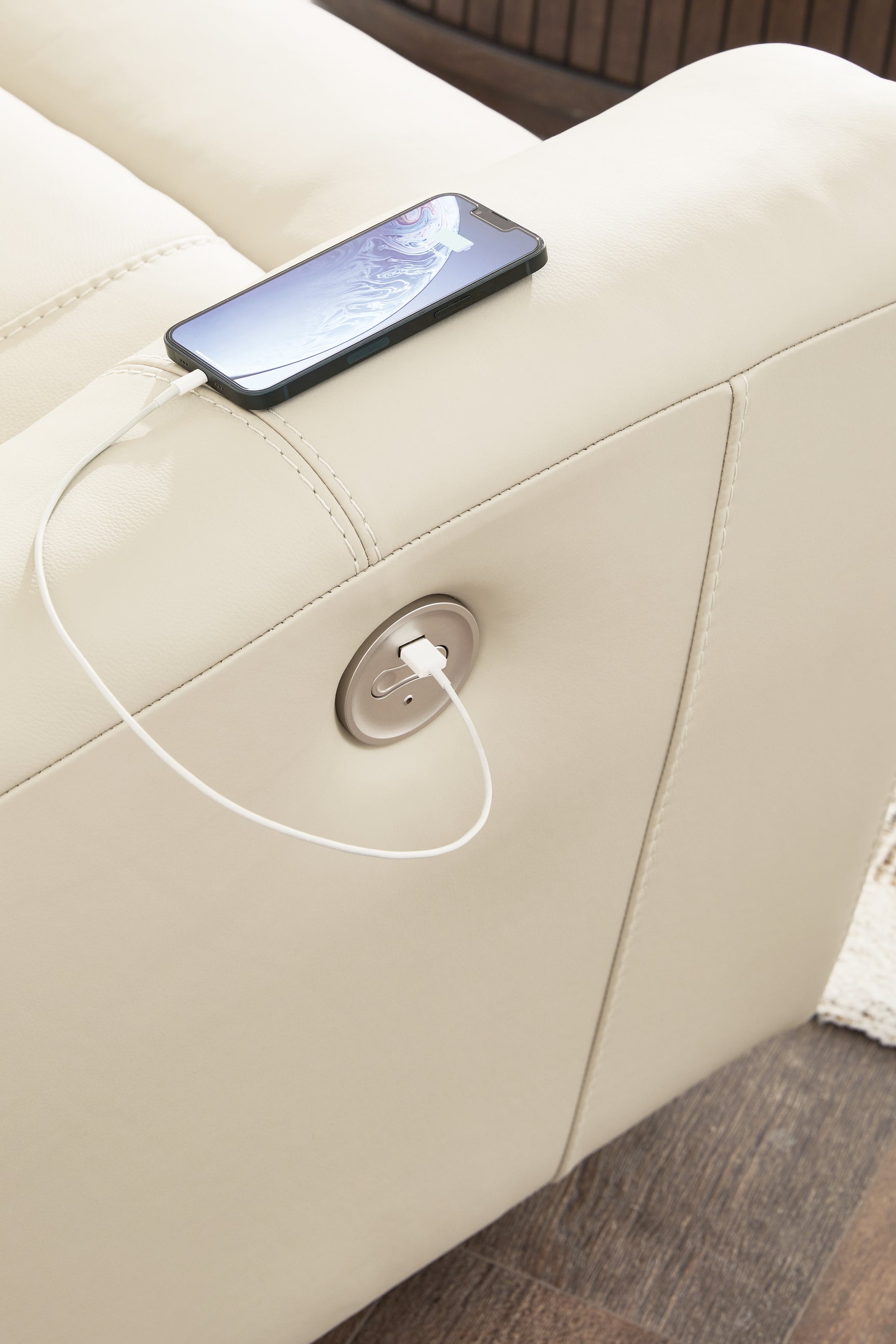 Dahlmoore Living Room - Tampa Furniture Outlet