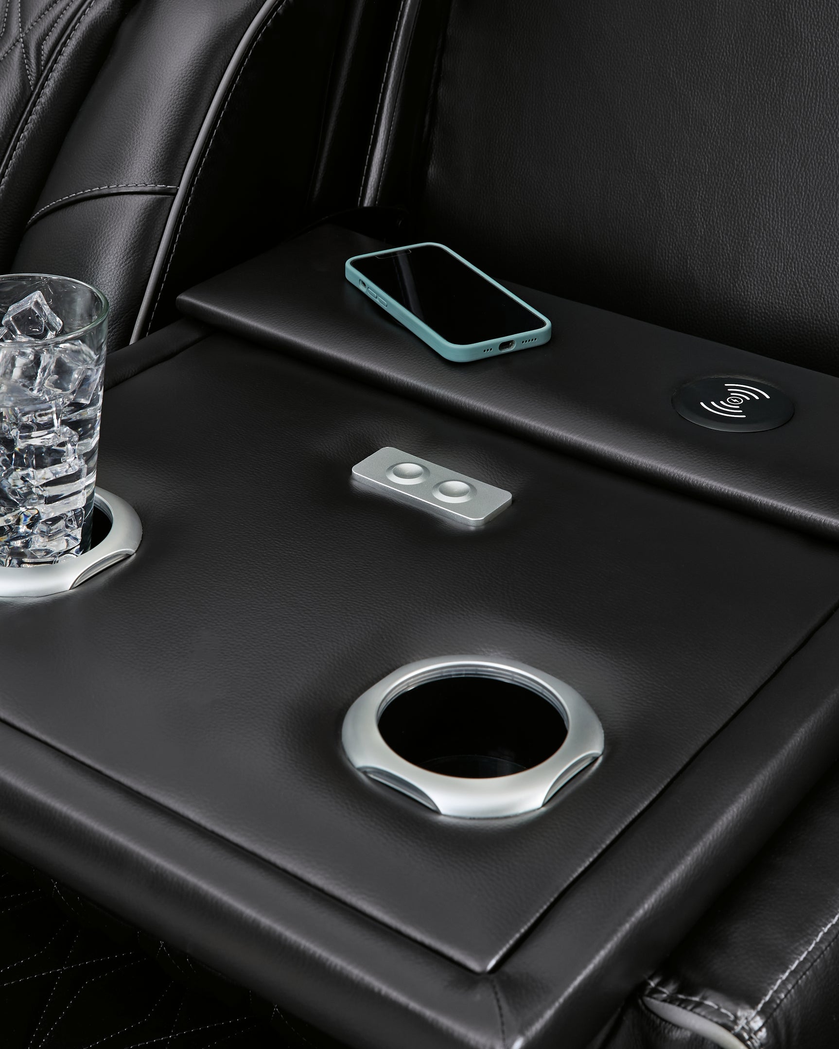 Boyington Living Room - Tampa Furniture Outlet