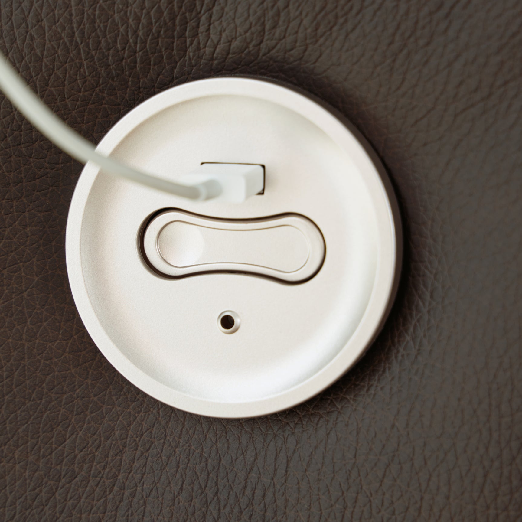 Leesworth Living Room - Tampa Furniture Outlet