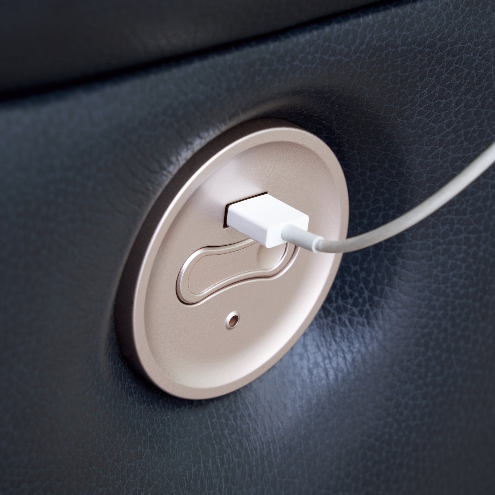 Leesworth Living Room - Tampa Furniture Outlet