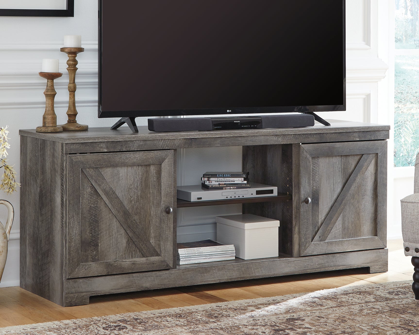 Wynnlow TV Stand - Tampa Furniture Outlet