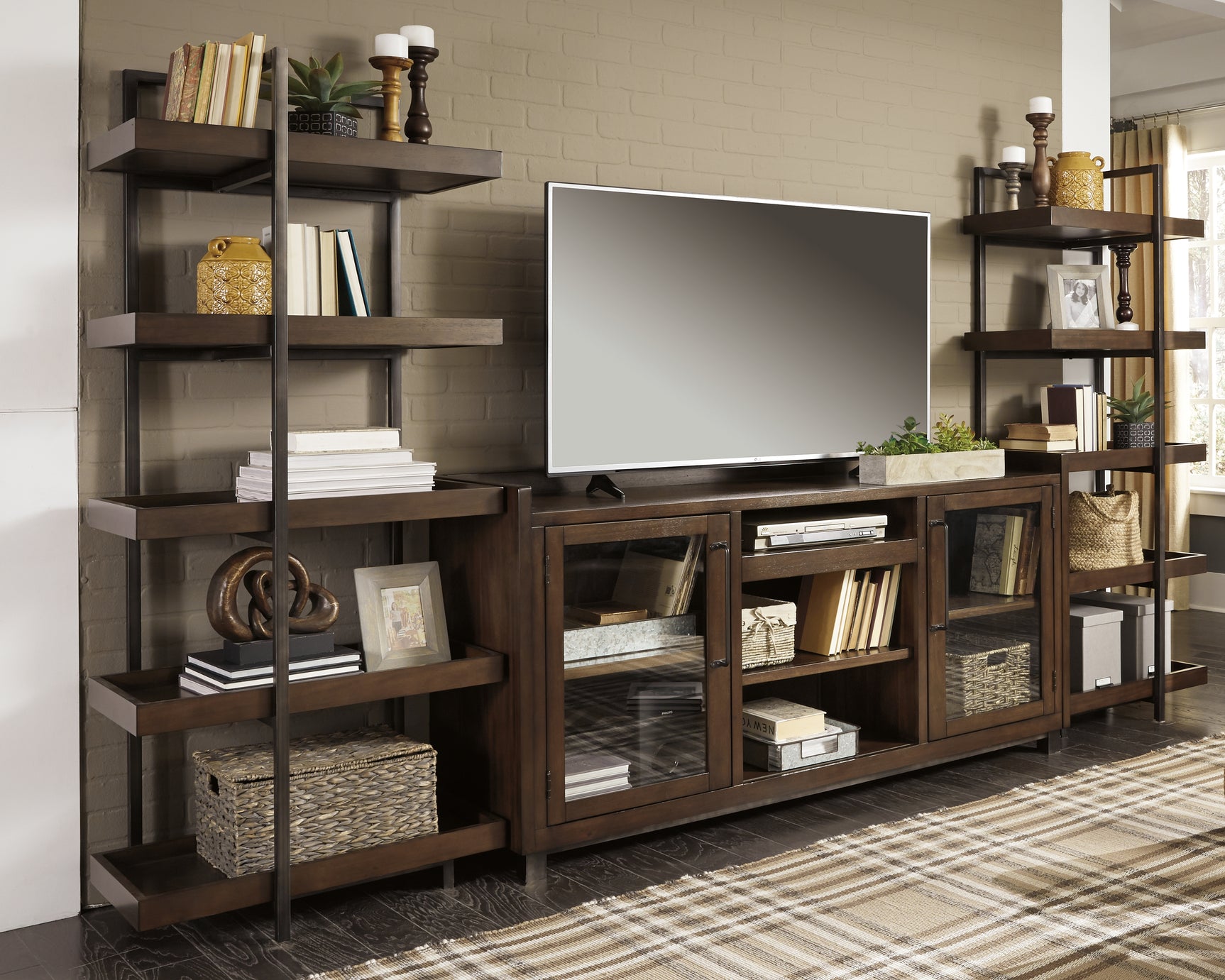 Starmore Entertainment Center - Tampa Furniture Outlet