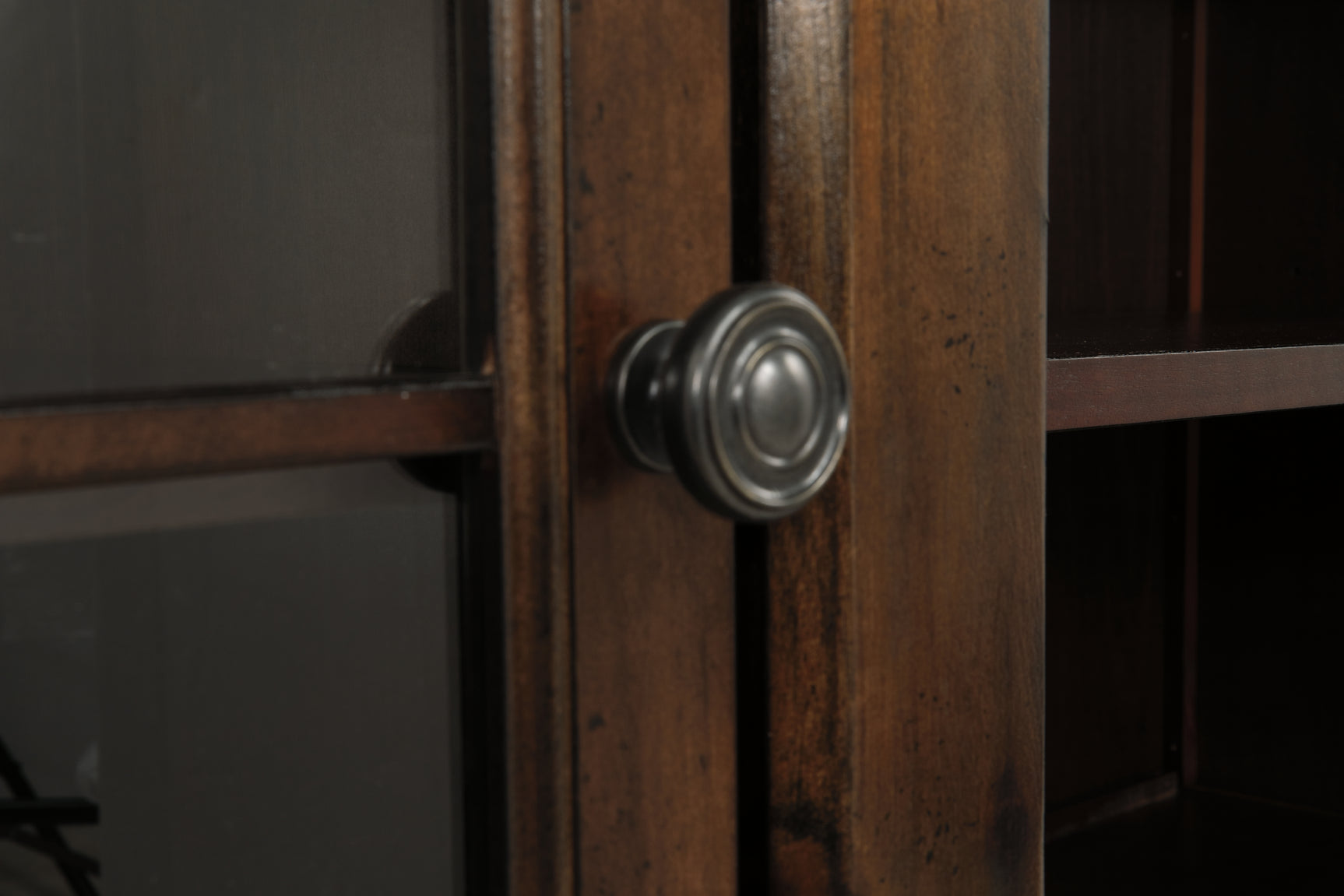 Roddinton 72" TV Stand - Tampa Furniture Outlet