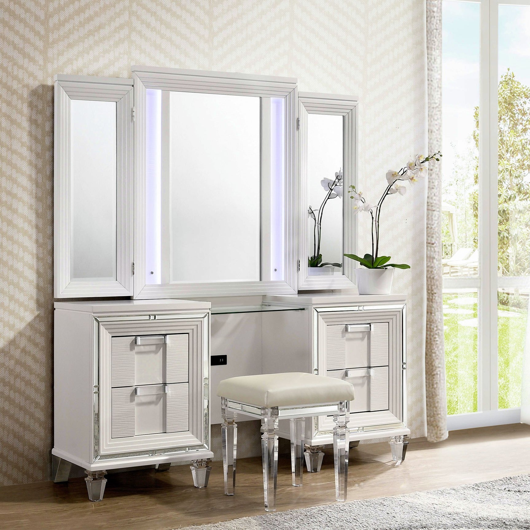 Twenty Nine - 3 Piece Vanity Set - Tampa Furniture Outlet