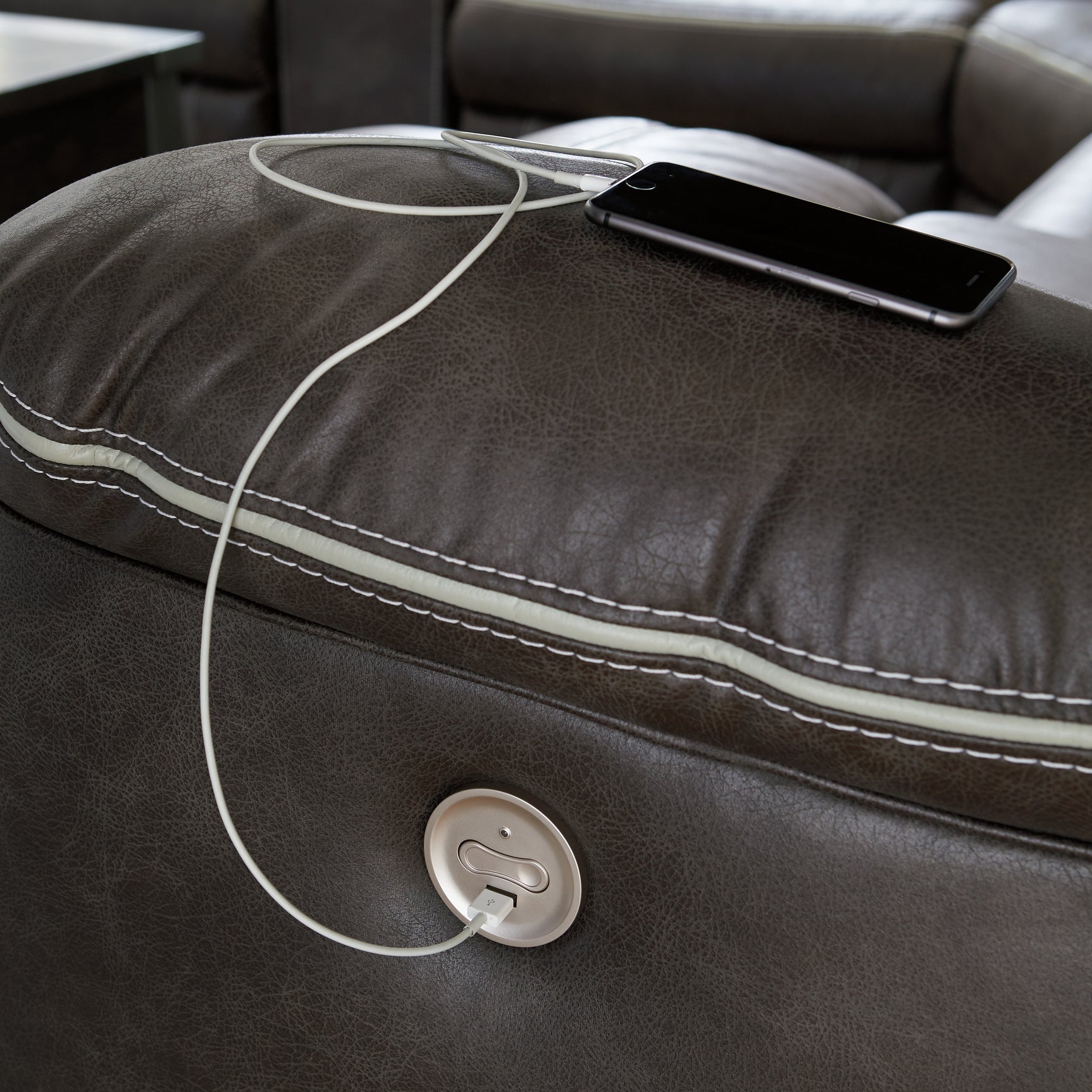 Kincord Sectional