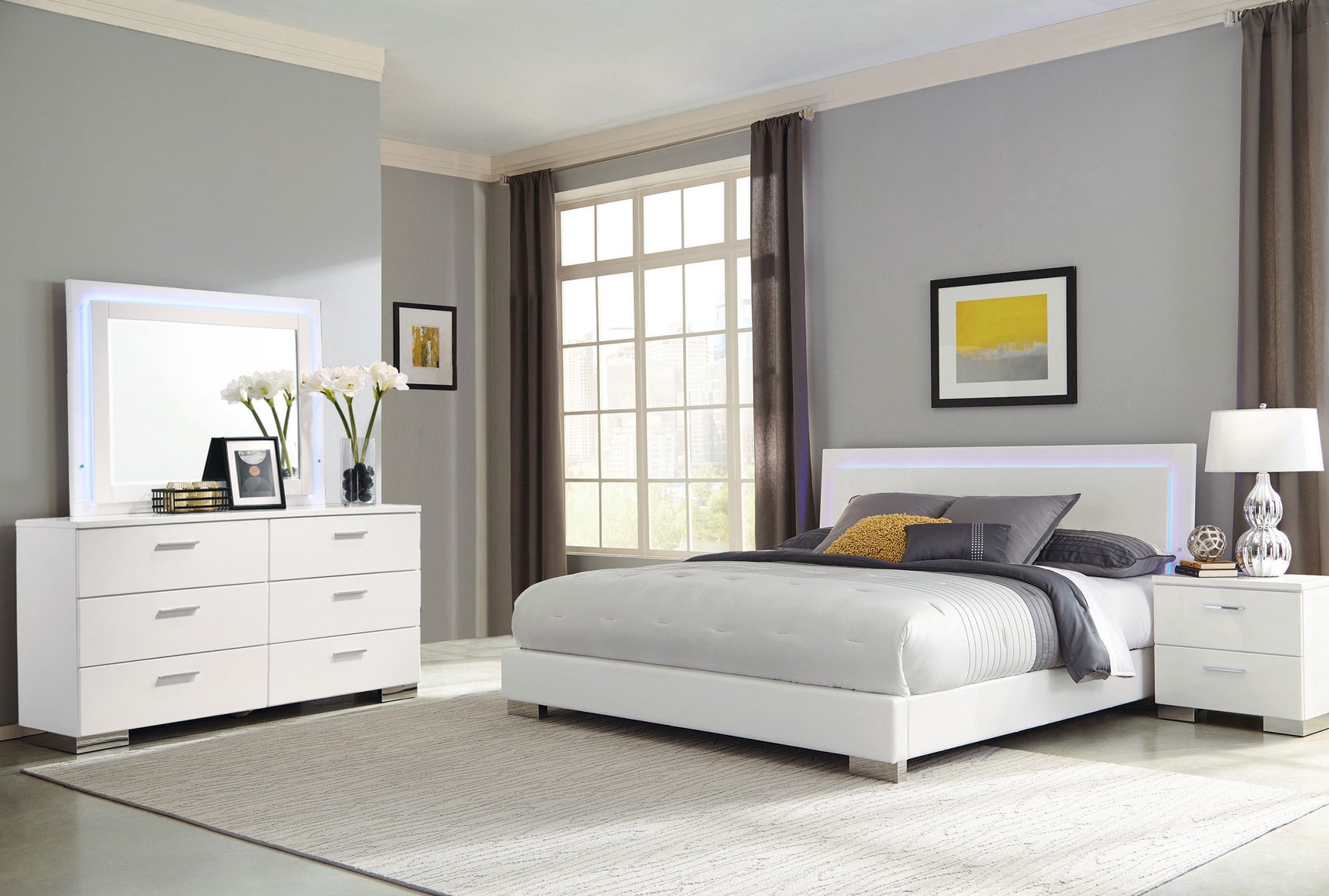 Tampa Furniture Outlet - Coaster - Felicity 4-piece Eastern King Bedroom Set White High Gloss - 203500KE-S4L