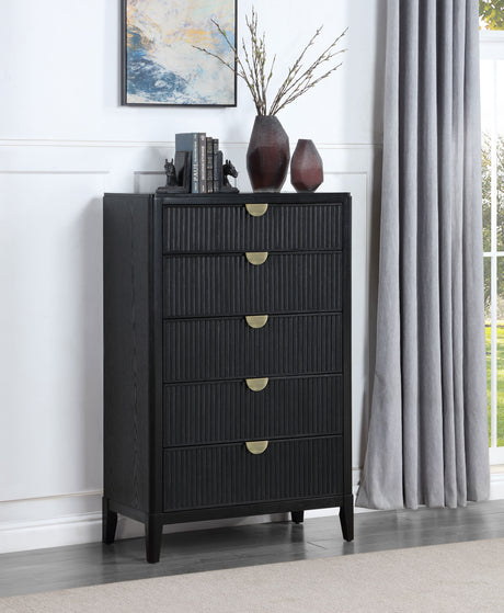 Brookmead 5-drawer Bedroom Chest Black - Tampa Furniture Outlet