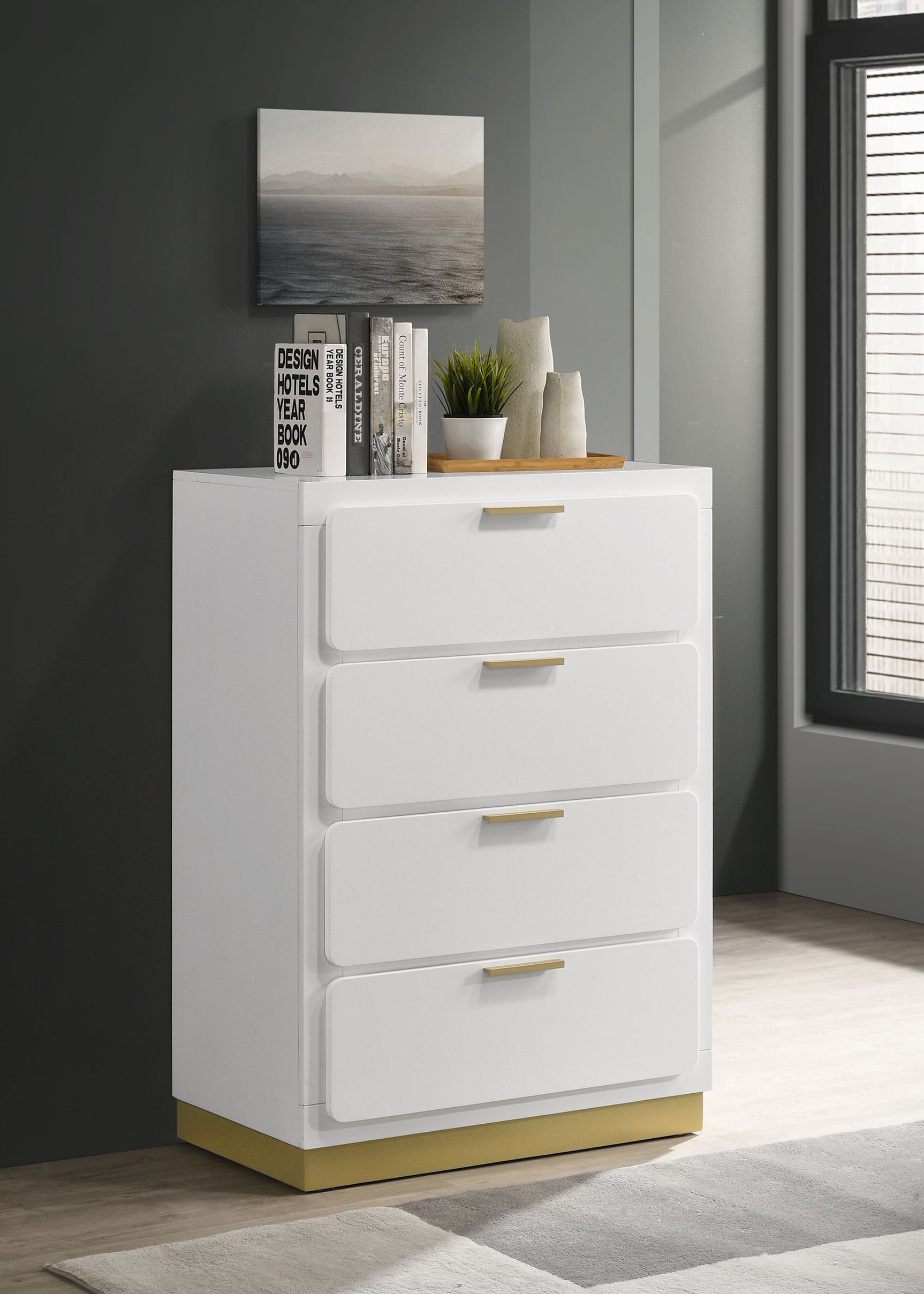 Caraway 4-drawer Bedroom Chest White - Tampa Furniture Outlet