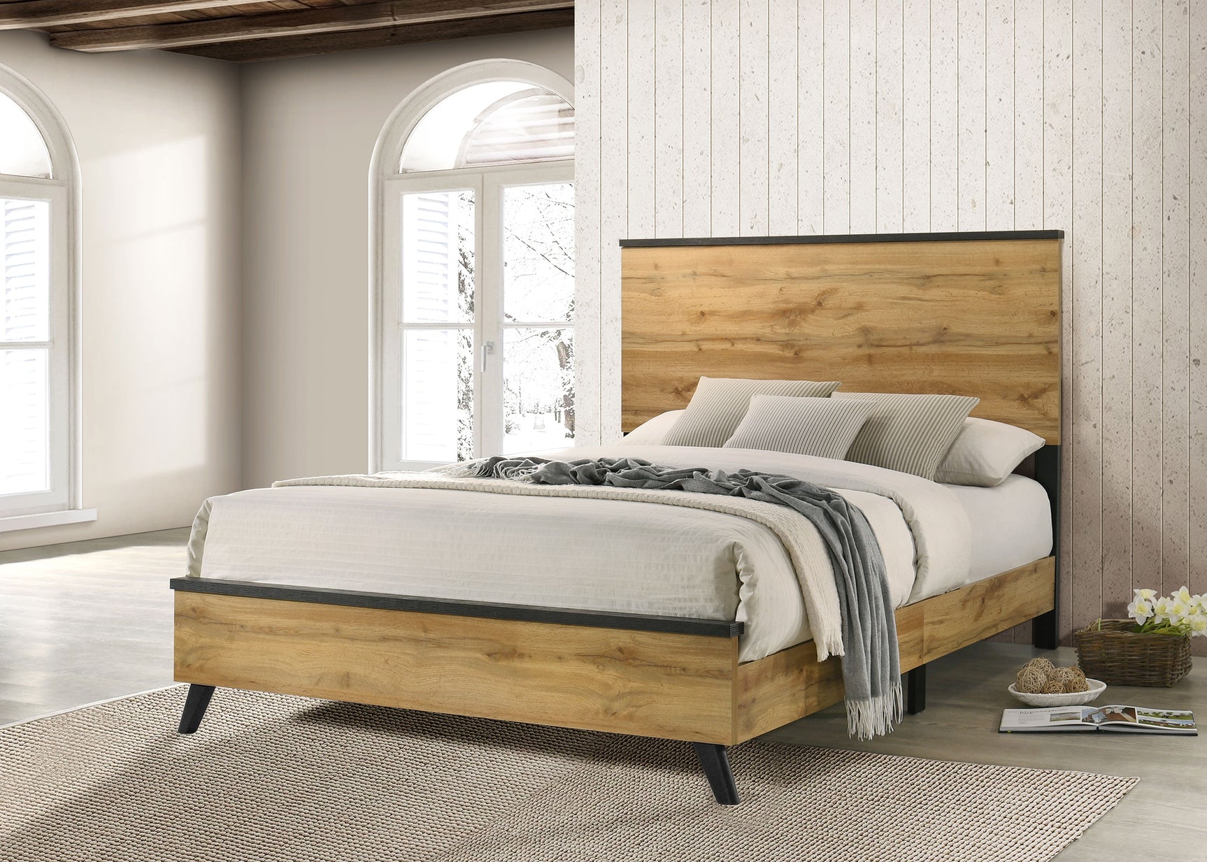 Kaywood 52-inch Queen Panel Bed Natural Pine - Tampa Furniture Outlet