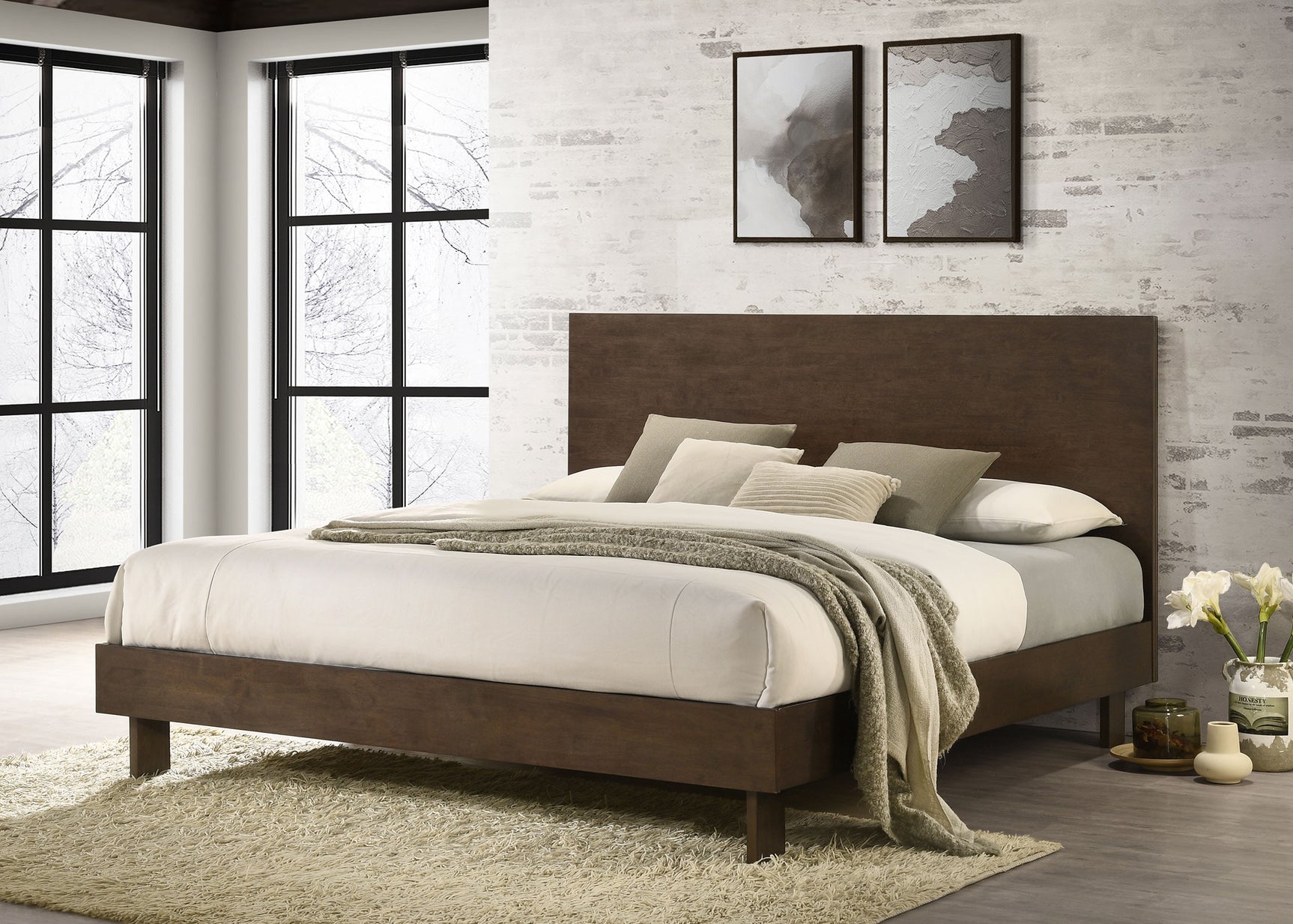 Glenwood 48-inch Eastern King Platform Panel Bed Warm Brown - Tampa Furniture Outlet