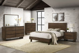 Tampa Furniture Outlet - Coaster - Glenwood 5-piece Queen Bedroom Set Warm Brown - 225011Q-S5