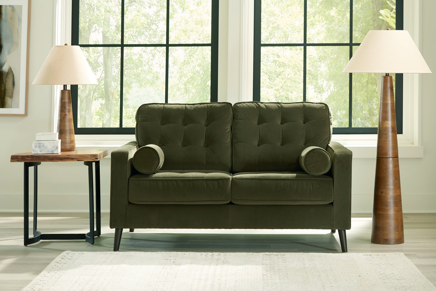 Reveon Lakes Living Room - Tampa Furniture Outlet