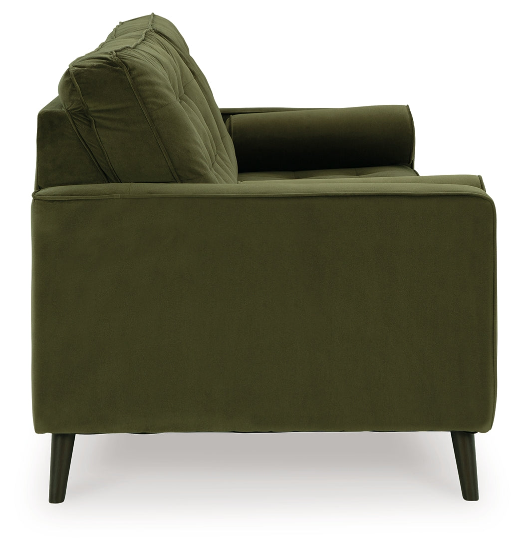 Reveon Lakes Living Room - Tampa Furniture Outlet