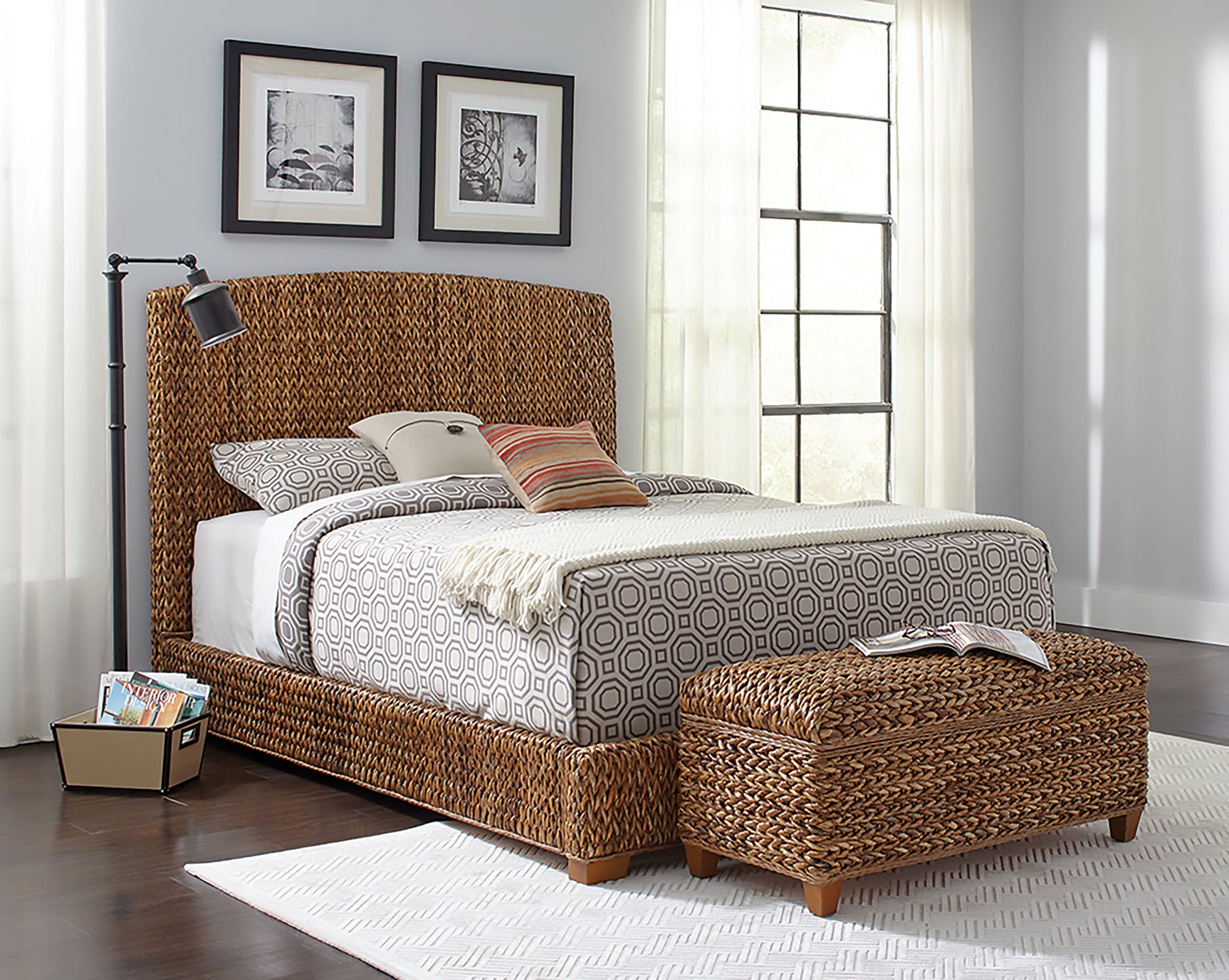 Laughton Banana Leaf California King Panel Bed Amber - Tampa Furniture Outlet