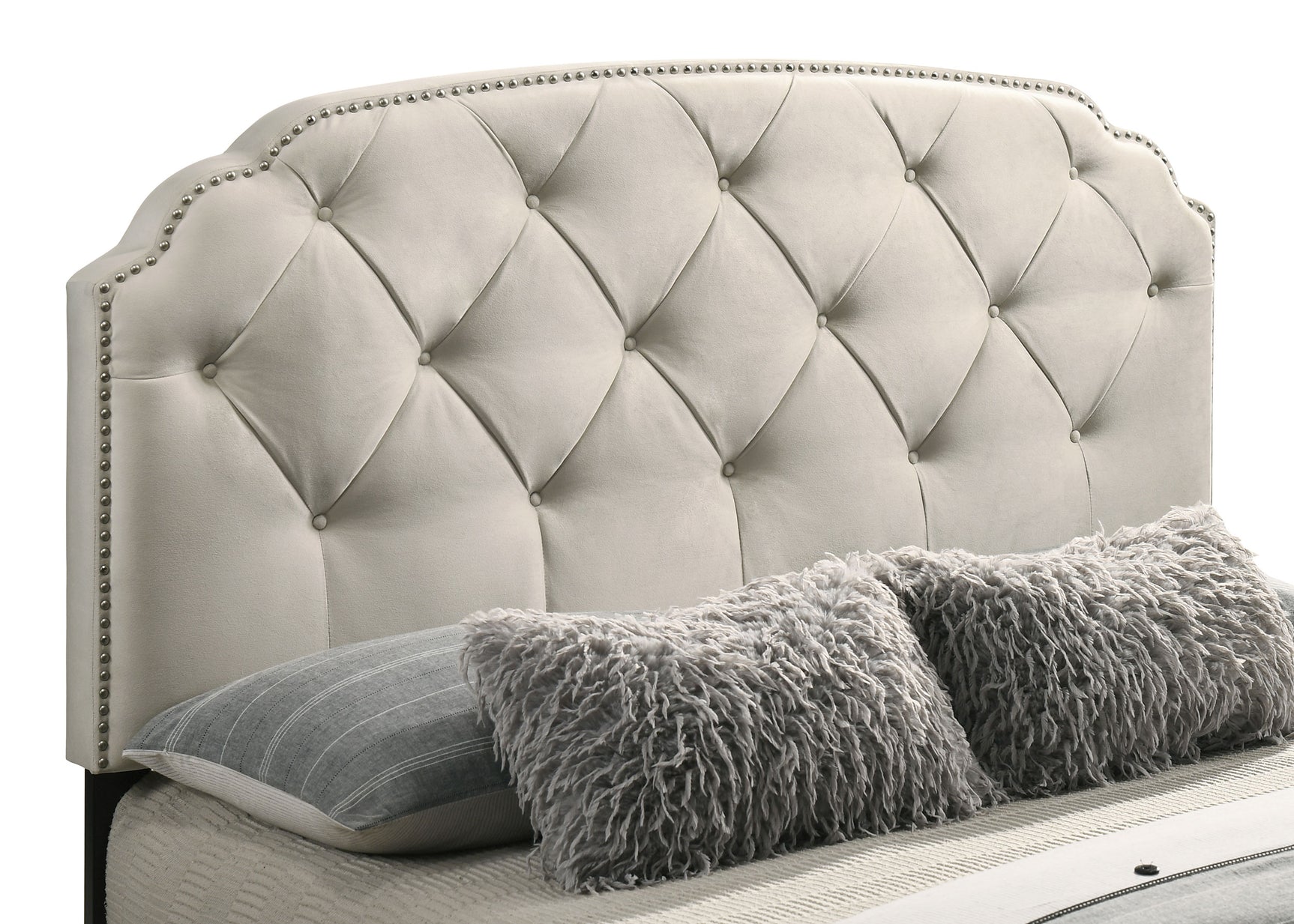 Marianna 4-drawer Upholstered Queen Storage Bed Cream