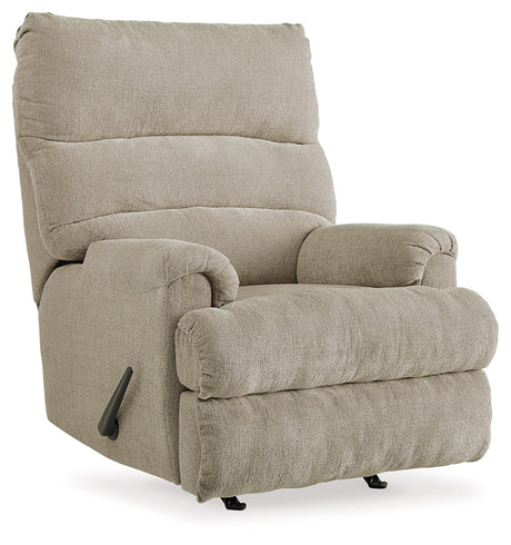 Man Fort Living Room - Tampa Furniture Outlet