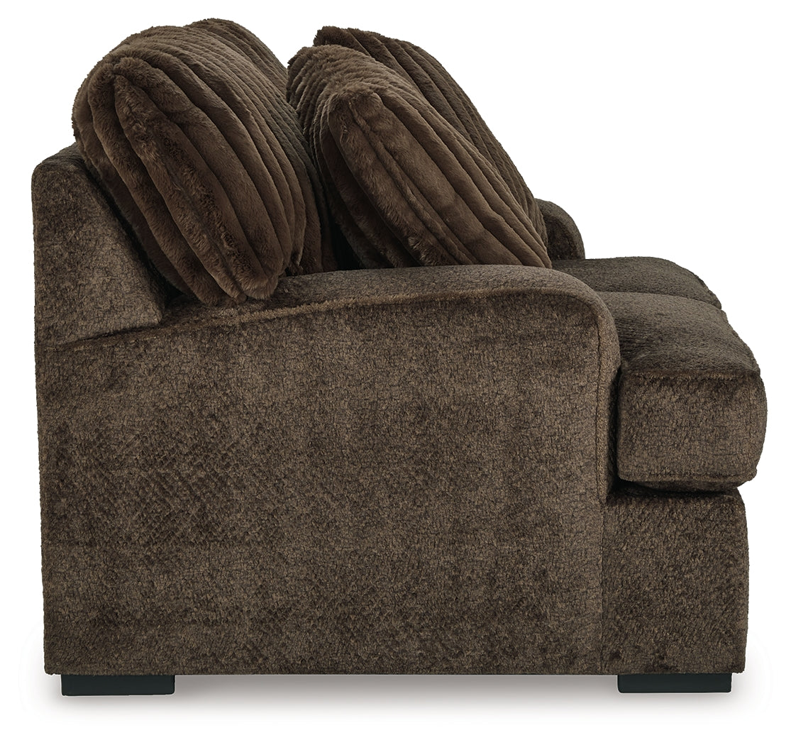 Aylesworth Living Room - Tampa Furniture Outlet