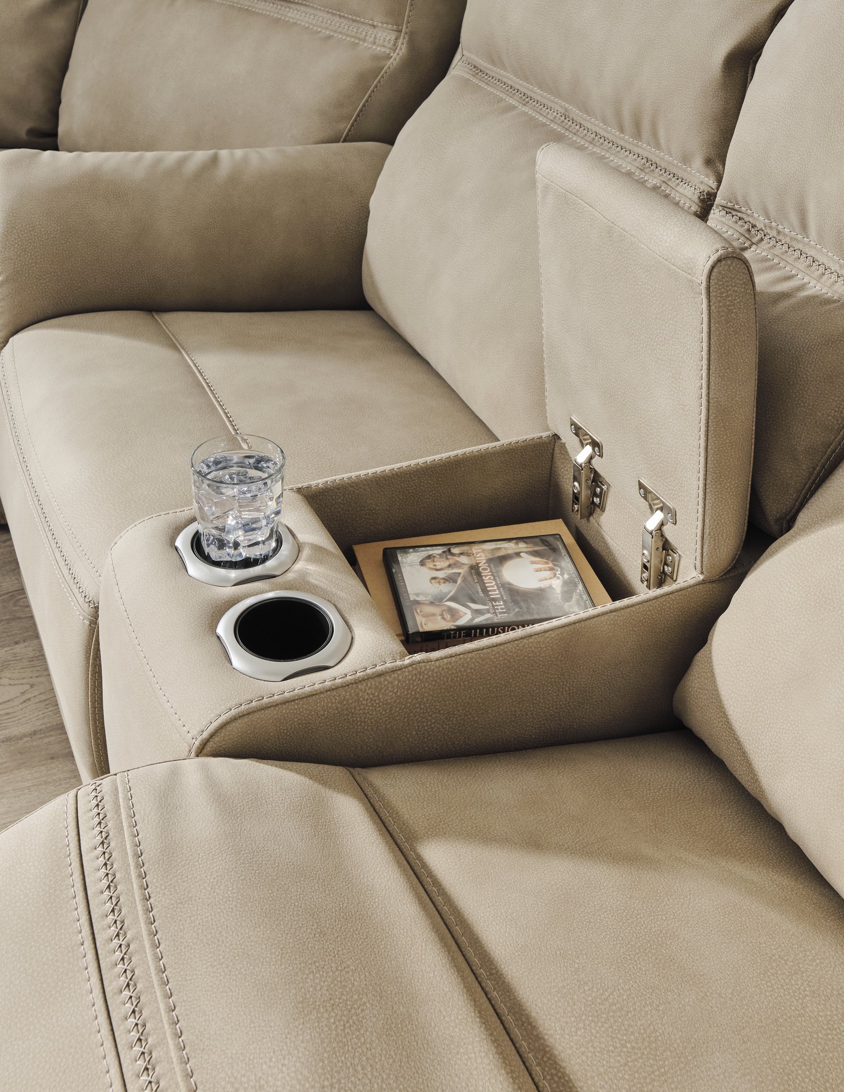 Next-Gen DuraPella Living Room - Tampa Furniture Outlet
