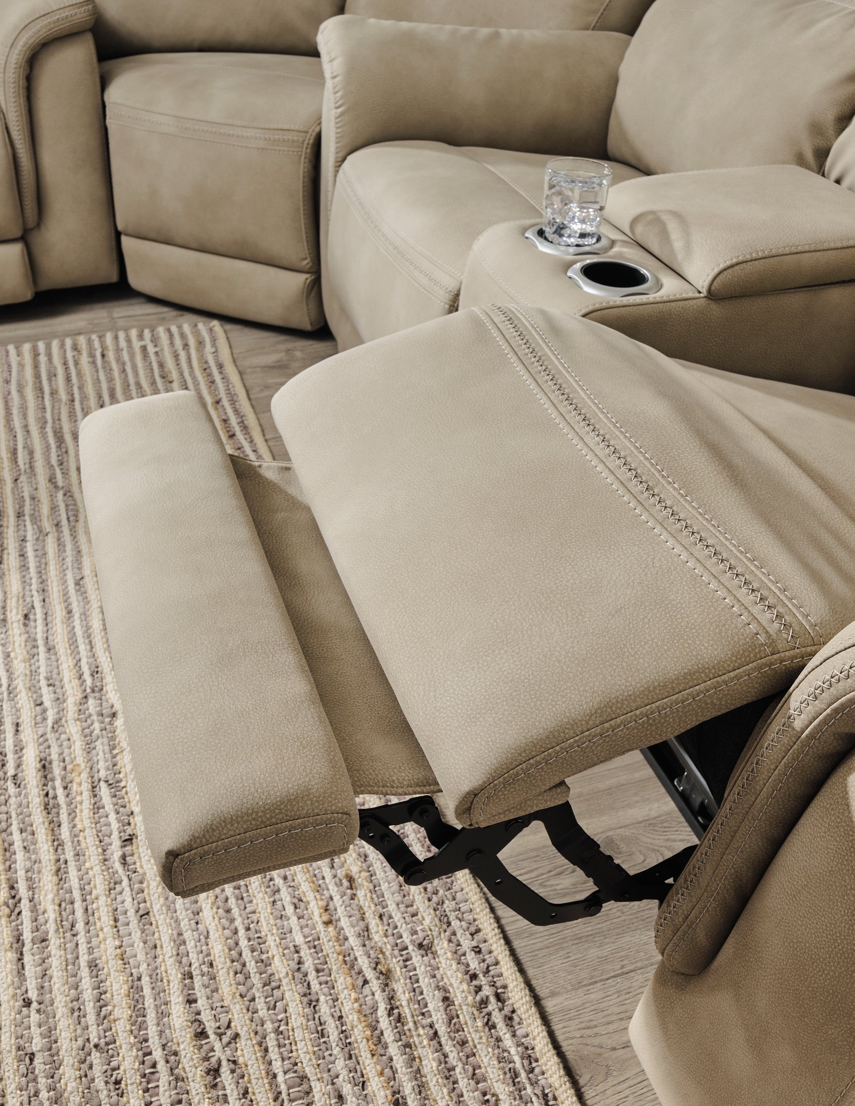 Next-Gen DuraPella Living Room - Tampa Furniture Outlet