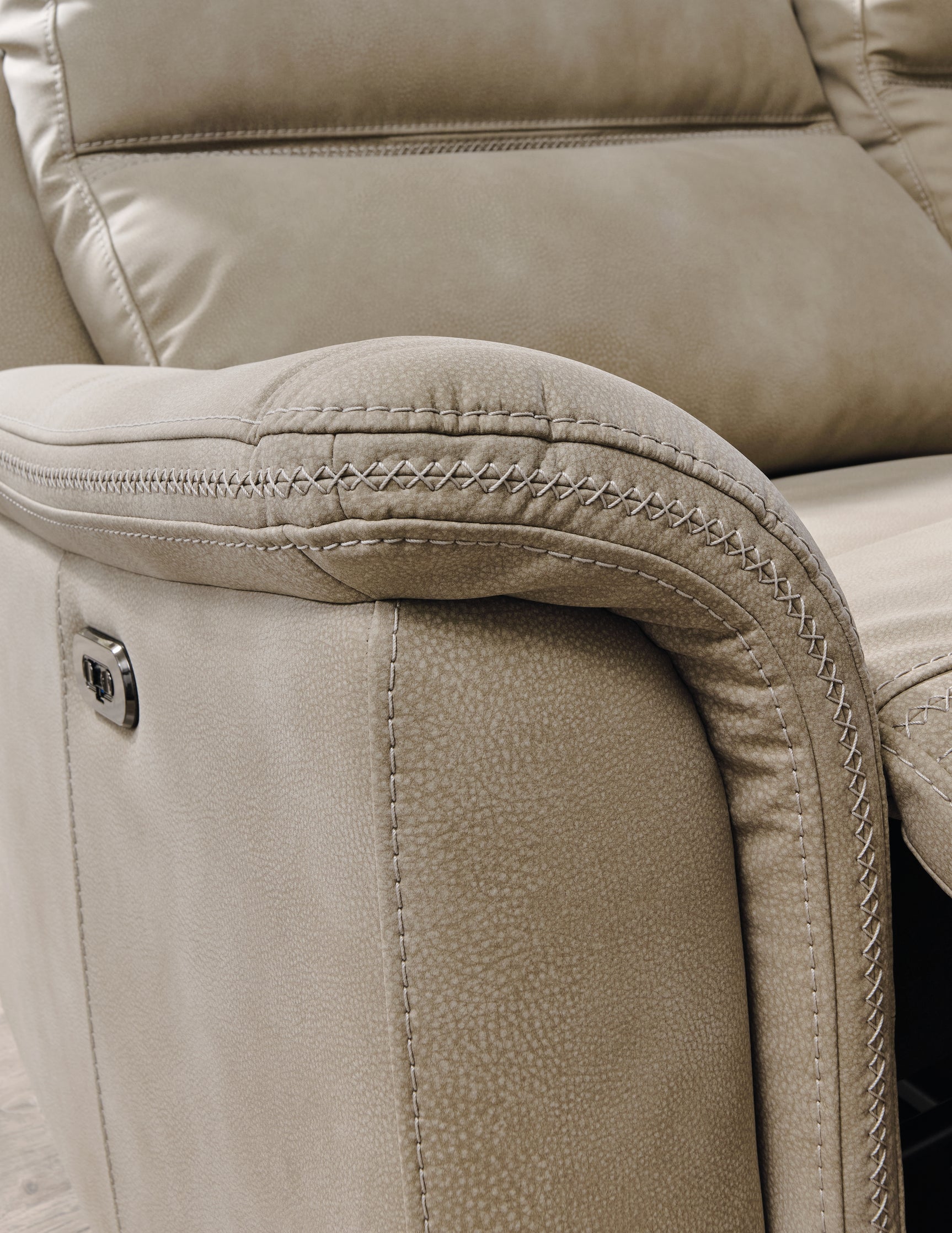 Next-Gen DuraPella Living Room - Tampa Furniture Outlet