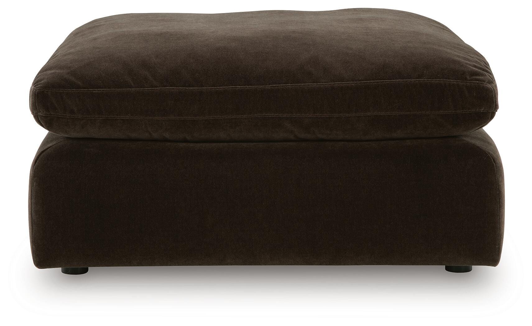Maxton Heights Living Room - Tampa Furniture Outlet