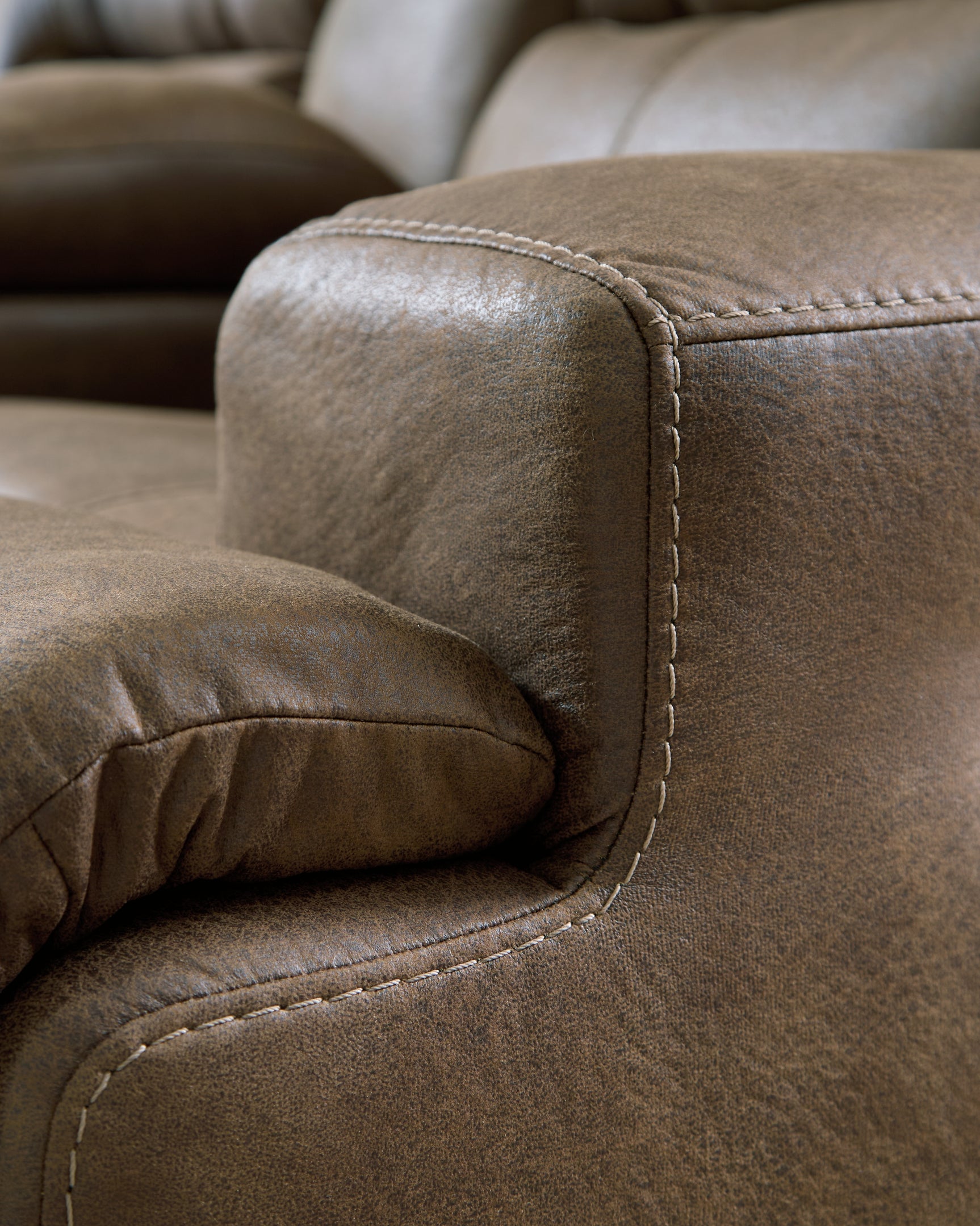 Beckley Place Living Room - Tampa Furniture Outlet