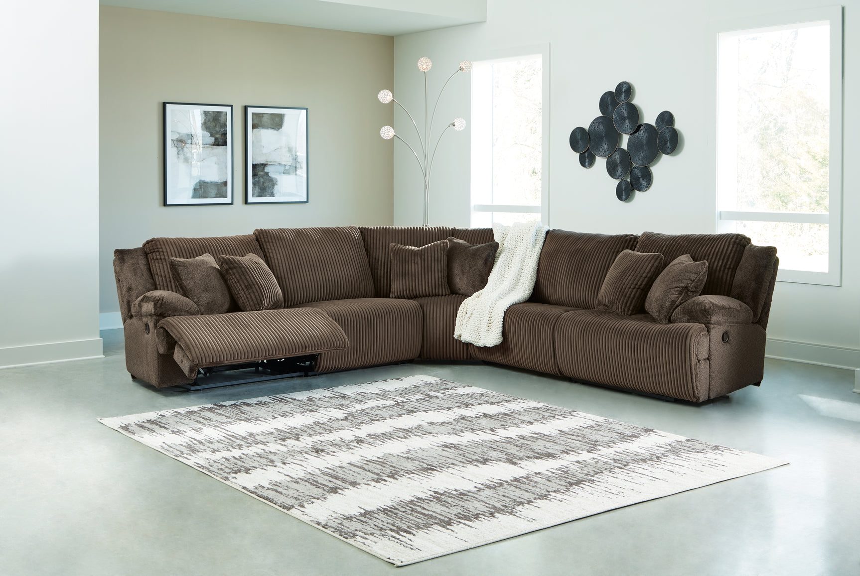Tampa Furniture Outlet - Ashley Furniture - Top Tier Sectional - 5-Piece Reclining Sectional / Chocolate - 92705S3