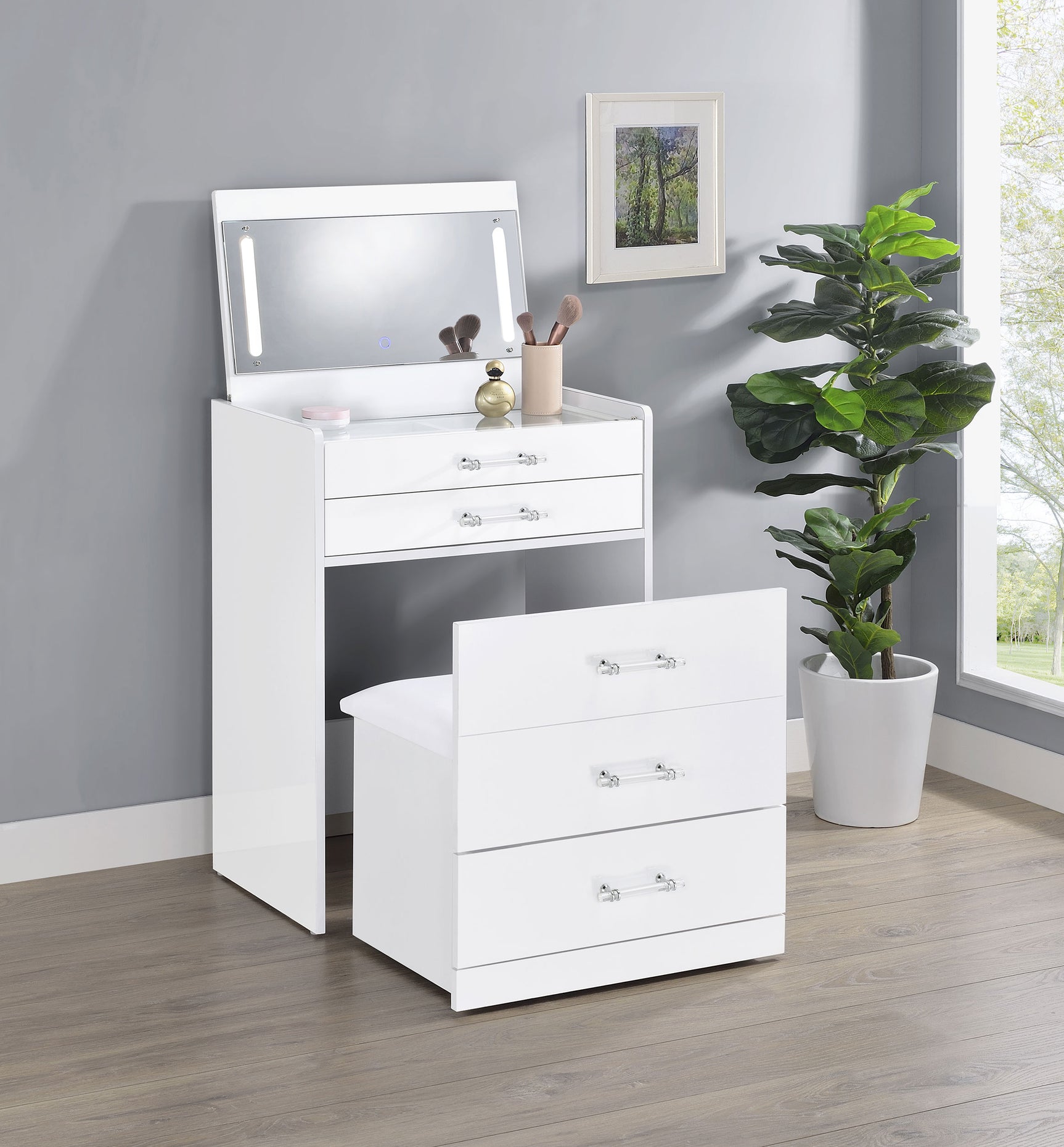 Danbury 3-drawer Makeup Vanity & Stool Set White High Gloss - Tampa Furniture Outlet