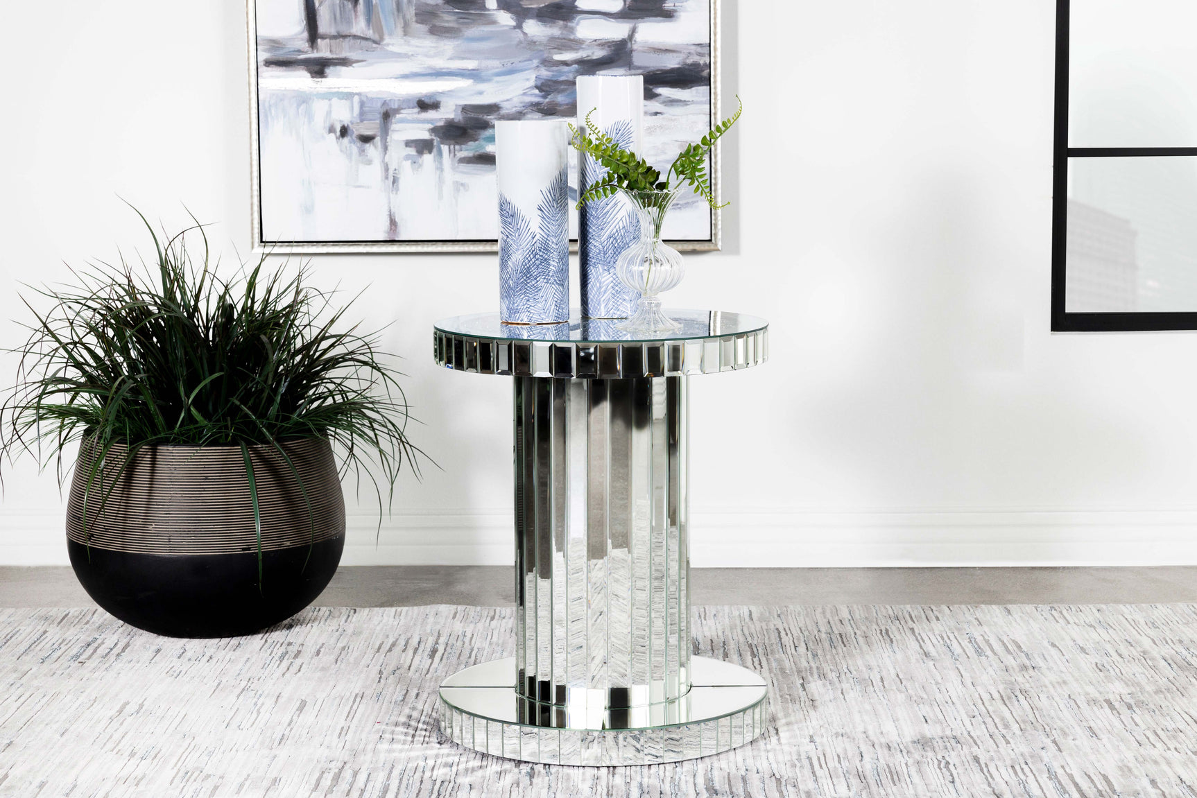 Dorielle Round Mirrored Acrylic Crystal Side Table Silver - Tampa Furniture Outlet
