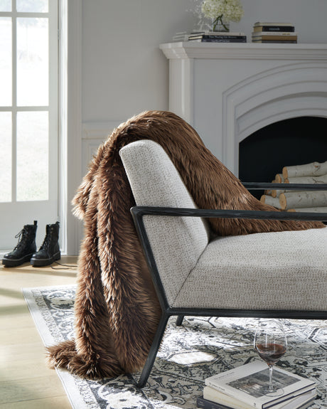 Tampa Furniture Outlet - Ashley Furniture - Bellethrone Throw (Set of 3) - Throw (3/CS) / Brown - A1000987