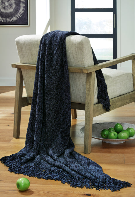 Tampa Furniture Outlet - Ashley Furniture - Tamish Throw (Set of 3) - Throw (3/CS) / Blue - A1001022
