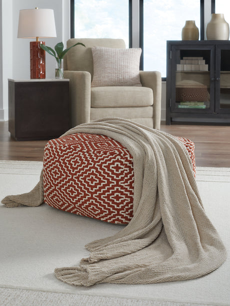 Tampa Furniture Outlet - Ashley Furniture - Anawood Throw - Throw / Gold - A1001099T