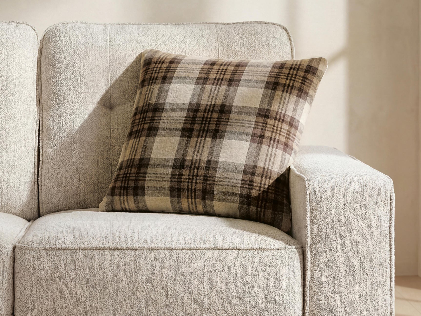 Tampa Furniture Outlet - Ashley Furniture - Varnburg Pillows - Pillow (4/CS) - A1001182