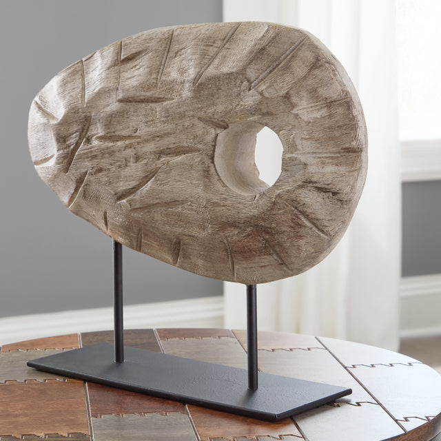 Tampa Furniture Outlet - Ashley Furniture - Dashburn Sculpture - Sculpture / Brown/Black - A2000562