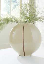 Tampa Furniture Outlet - Ashley Furniture - Sheabourne Vase - Vase / Cream - A2000702