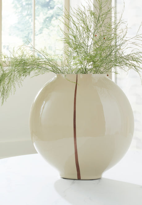 Tampa Furniture Outlet - Ashley Furniture - Sheabourne Vase - Vase / Cream - A2000702