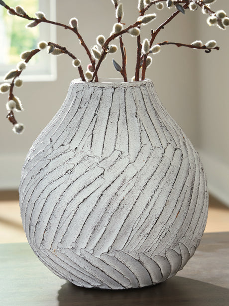Tampa Furniture Outlet - Ashley Furniture - Shelvie Vase - Vase / Distressed White - A2000848