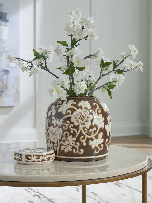 Tampa Furniture Outlet - Ashley Furniture - Adalham Jar - Jar - A2000910