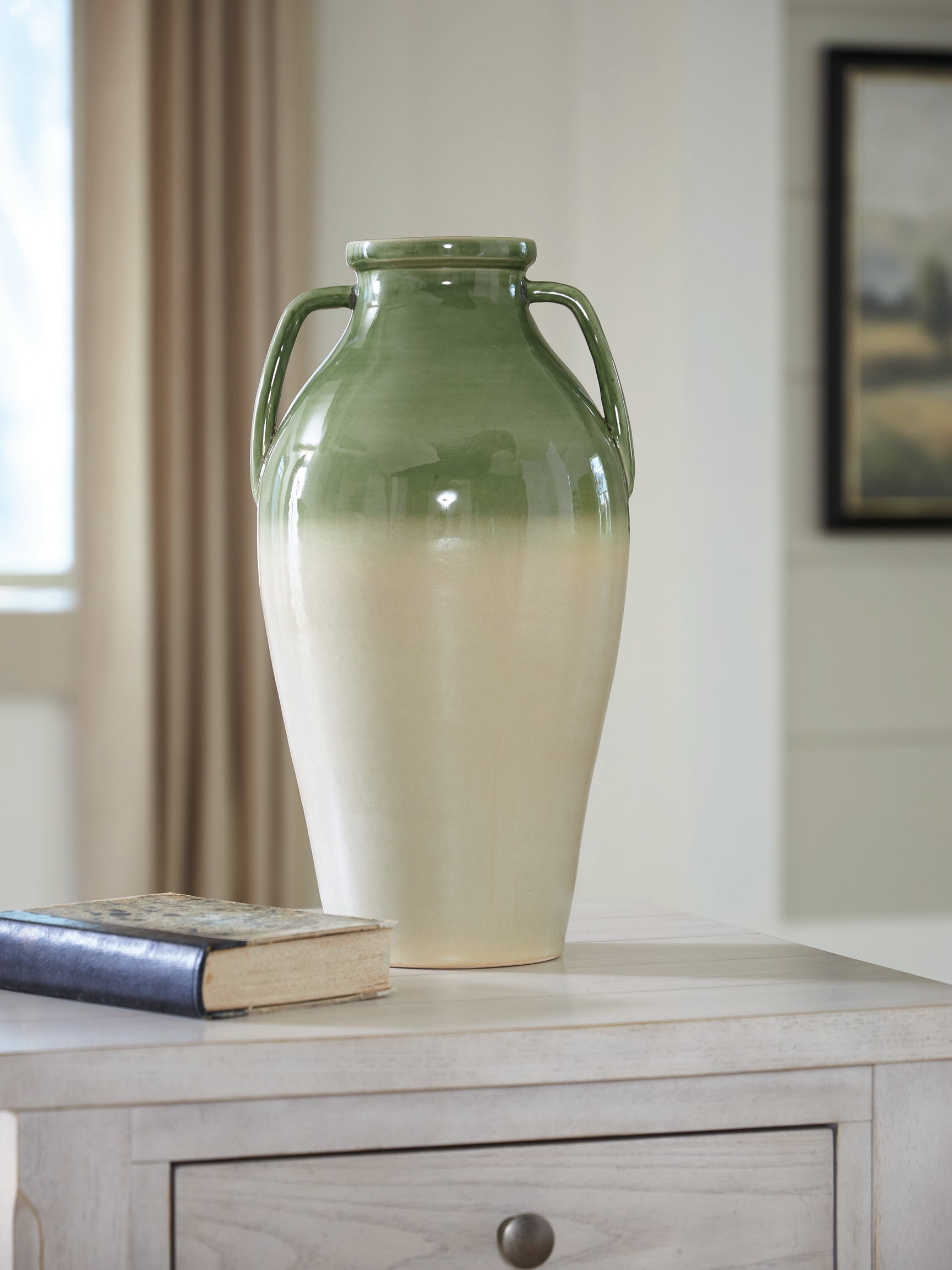 Andorbury Vase - Tampa Furniture Outlet
