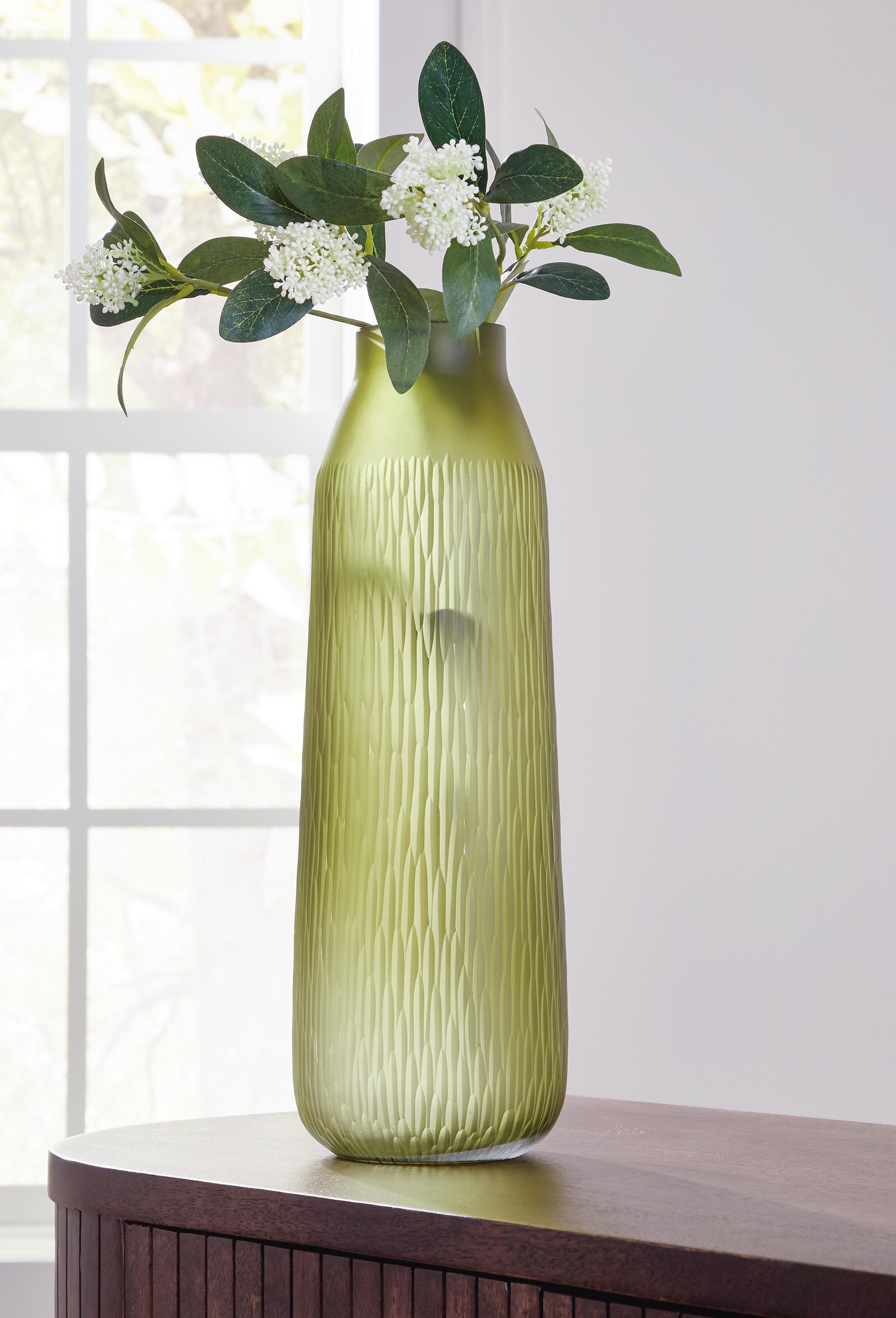 Tampa Furniture Outlet - Ashley Furniture - Scottyard Vase - Vase - A2900009