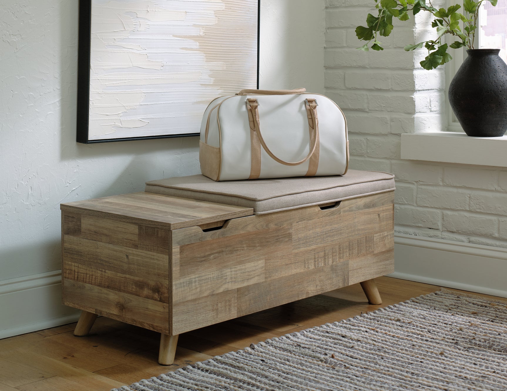 Gerdanet Storage Bench - Tampa Furniture Outlet