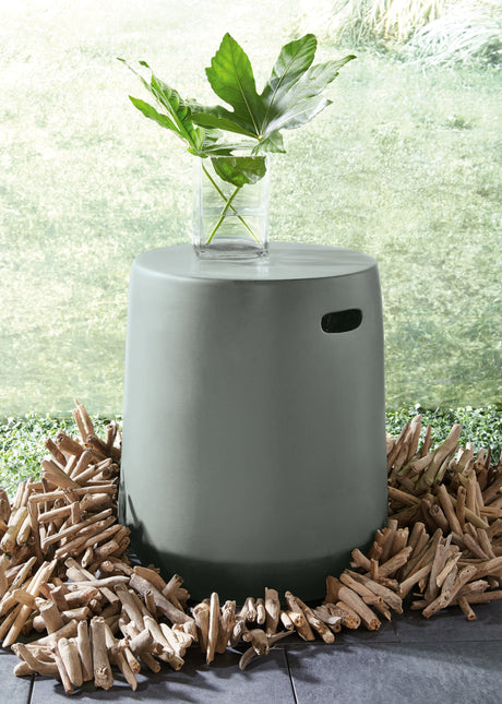 Tampa Furniture Outlet - Ashley Furniture - Kalmunds Stool - Stool / Gray - A3000634
