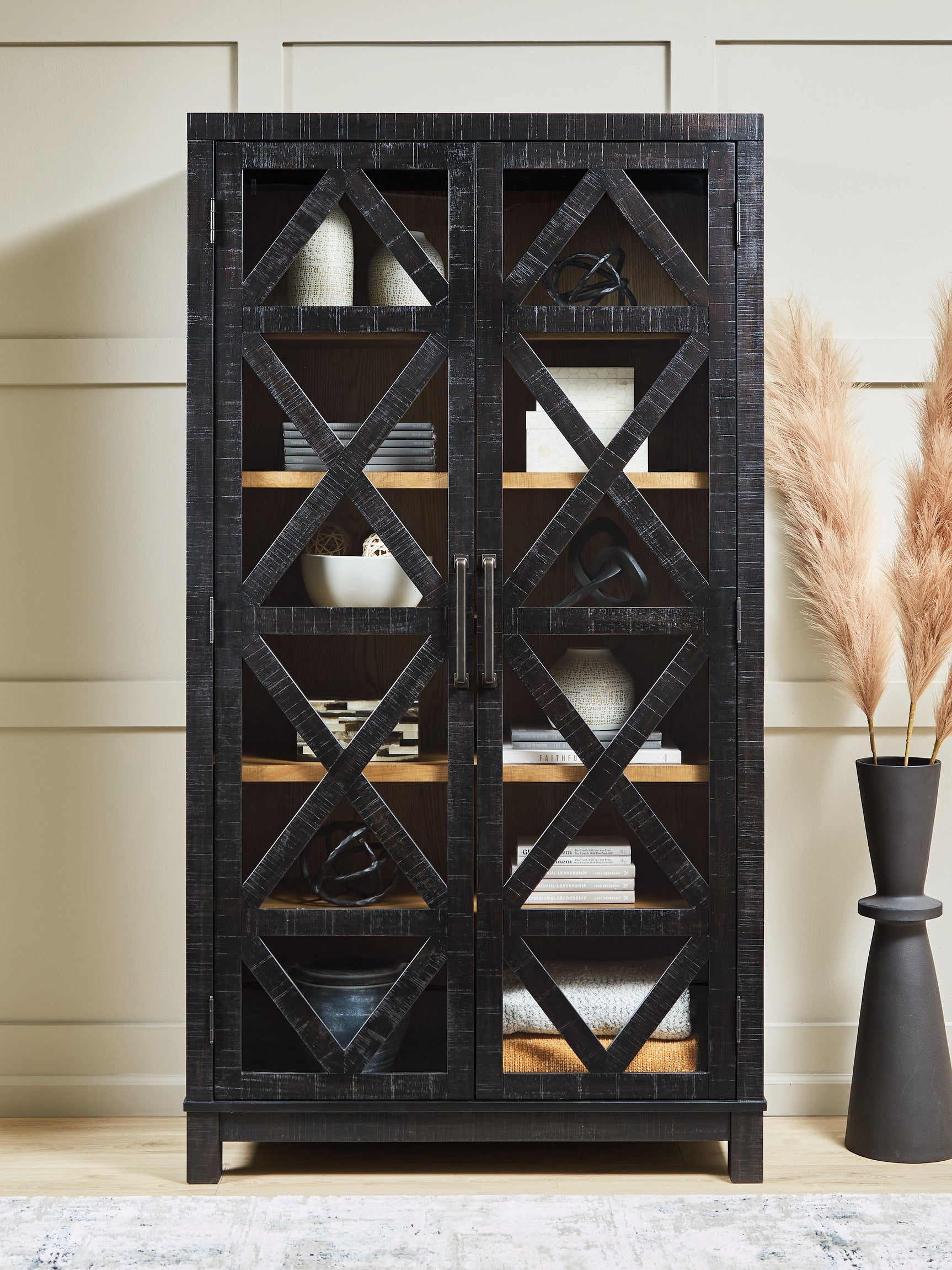 Tampa Furniture Outlet - Ashley Furniture - Christop Accent Cabinet - Accent Cabinet - A4000728
