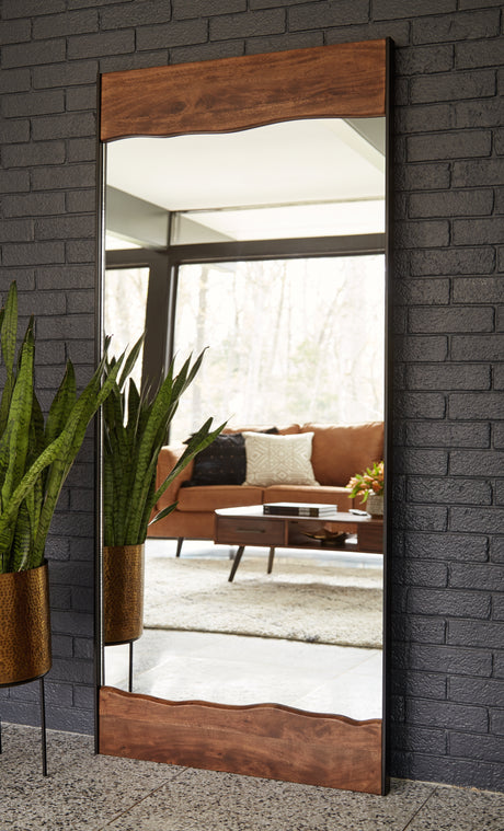Tampa Furniture Outlet - Ashley Furniture - Panchali Mirror - Floor Mirror / Brown/Black - A8010197