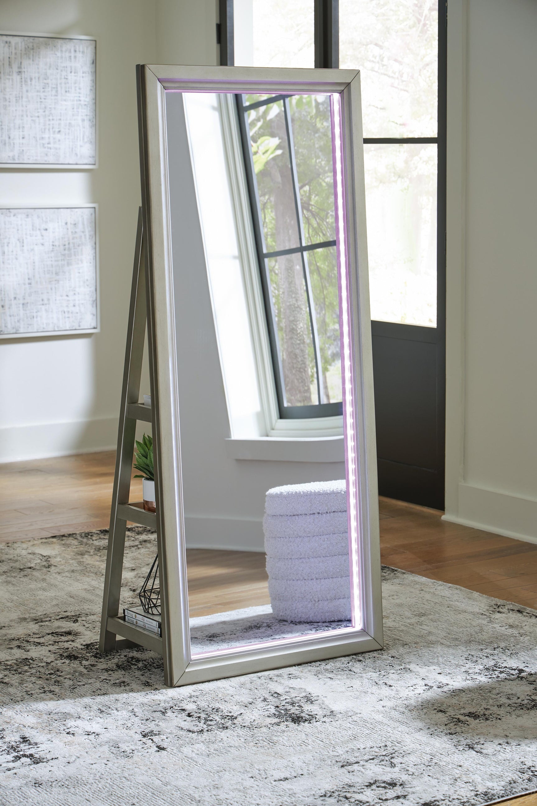 Evesen Mirror - Tampa Furniture Outlet