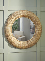 Briggsburg Mirror - Tampa Furniture Outlet