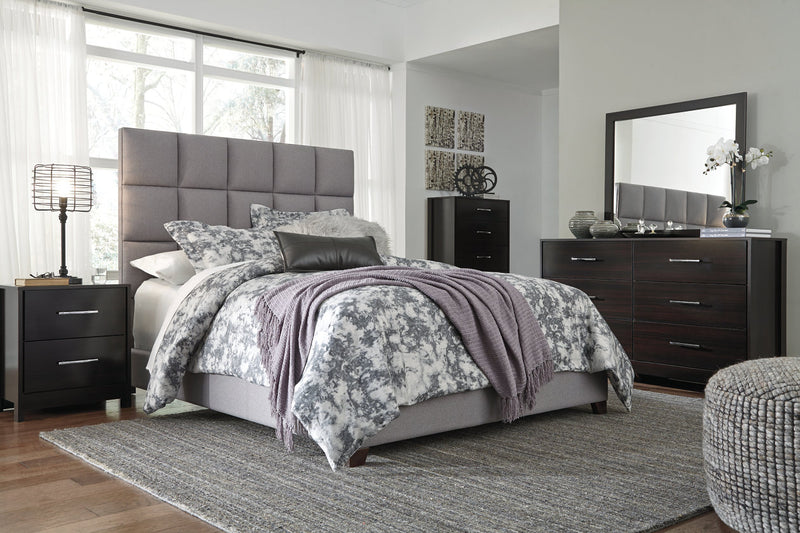 Dolante Bedroom - Tampa Furniture Outlet