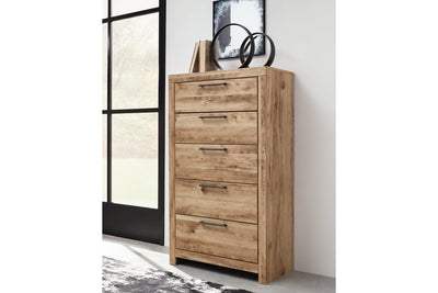 Hyanna Chest - Tampa Furniture Outlet