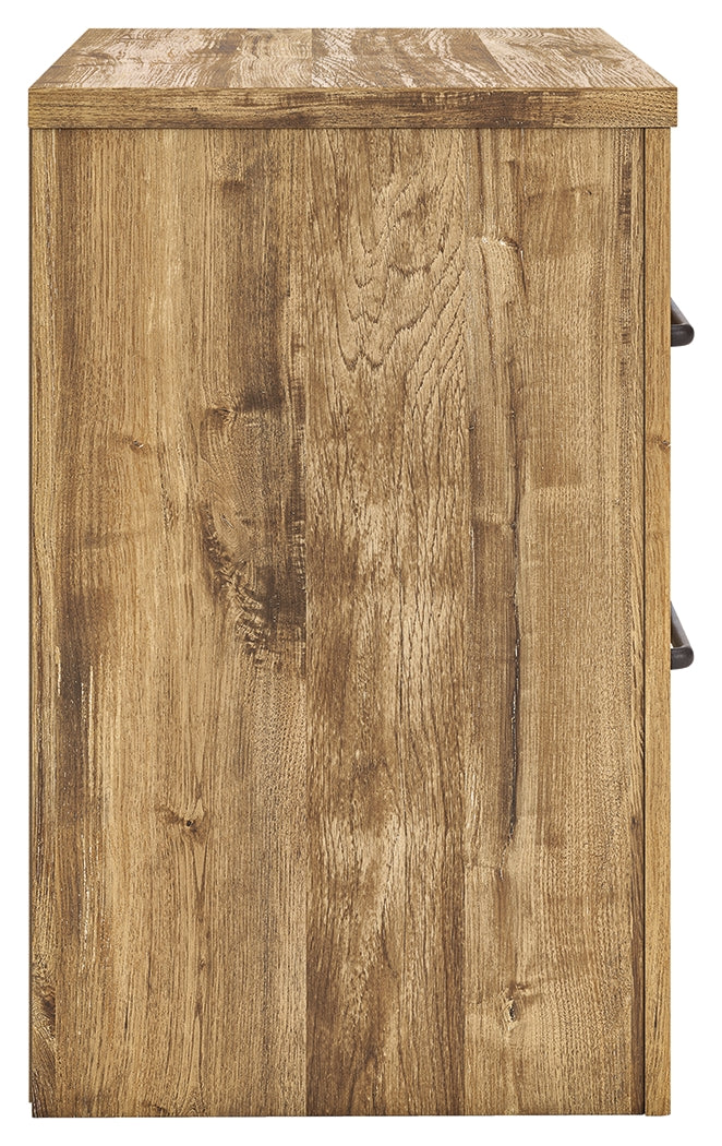 Maystonna Bedroom - Tampa Furniture Outlet