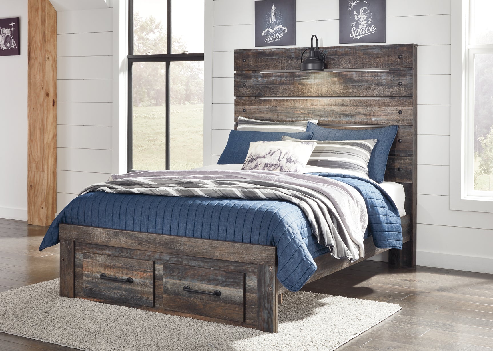 Drystan Bedroom
